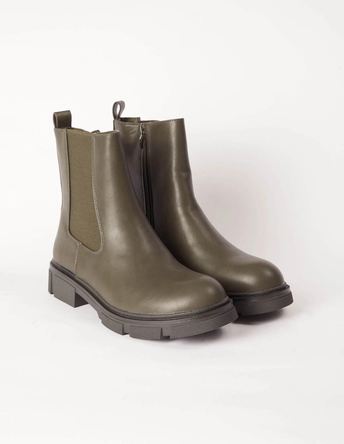 Classic Chelsea Boot 1 Classic Chelsea Boot