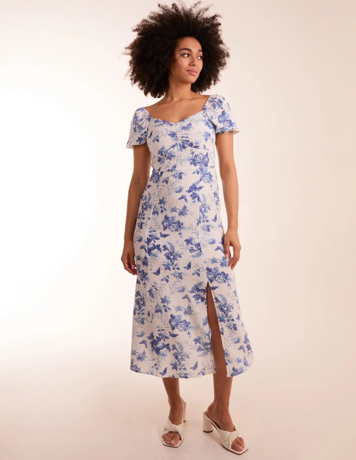 Ruched Bust Milkmaid Puff Sleeve Midi Dress With Side Split 3 Ruched Bust Milkmaid Puff Sleeve Midi Dress With Side Split - Image 3