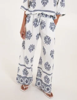 Border Print Wide Leg Trouser