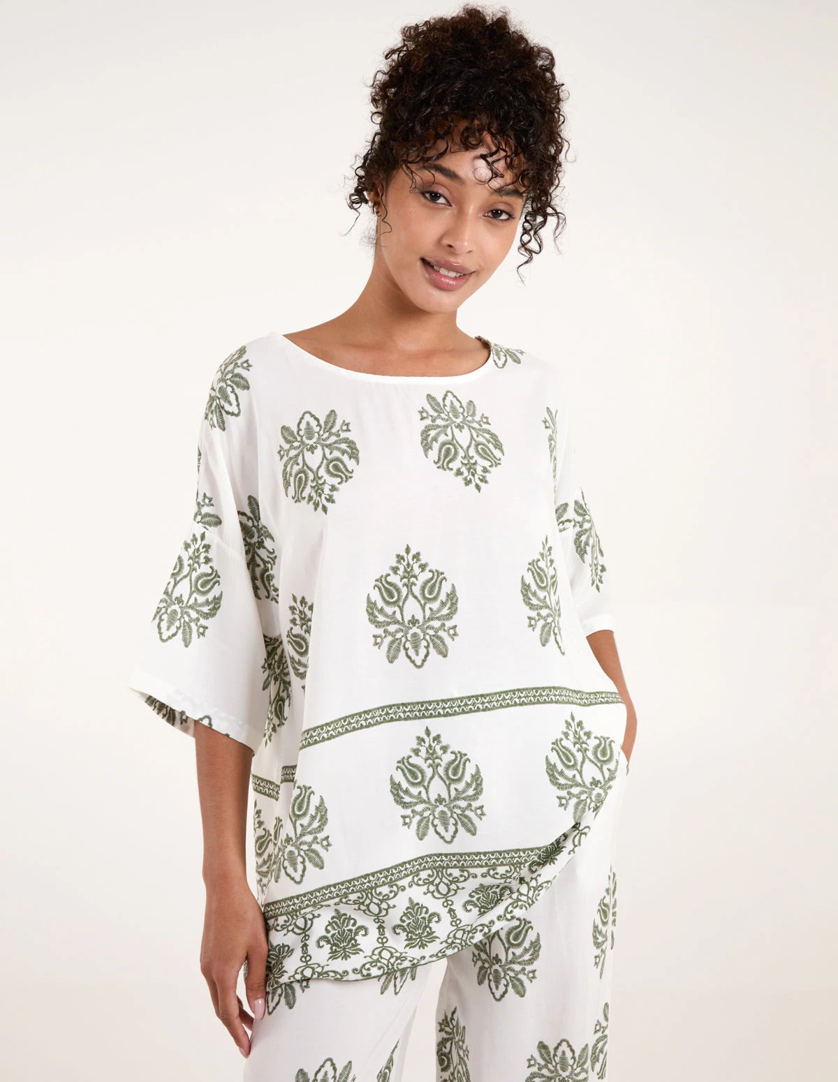 Border Print Top 1 Border Print Top