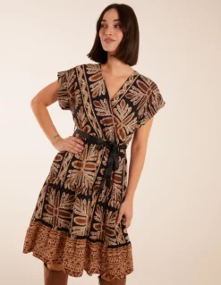 Tiered Crossover Printed Dress -Deals Sleek Dresses Store bv3034 black pattern24695